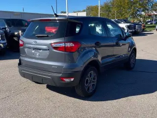 Ford EcoSport 2022 AWD S 4dr Crossover