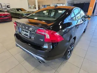 Volvo S60 2018 AWD T5 Dynamic 4dr Sedán