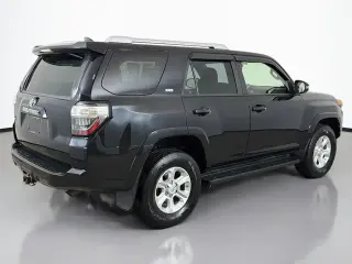 Toyota 4Runner 2018 4x4 SR5 Premium 4dr SUV