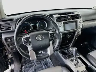 Toyota 4Runner 2018 4x4 SR5 Premium 4dr SUV