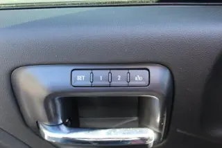 Chevrolet Silverado 1500 2014 4x4 LTZ 4p. Cabina Tripla 5.8 ft. CB