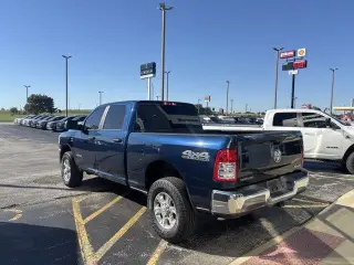 Ram 2500 2022 4x4 Big Horn 4dr Crew Cab 6.3 ft. SB Pickup
