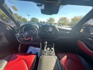 Toyota Highlander 2021 AWD XSE 4dr SUV