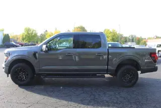 Ford F-150 2024 4x4 XLT 4p SuperCrew 5.5 ft. CB