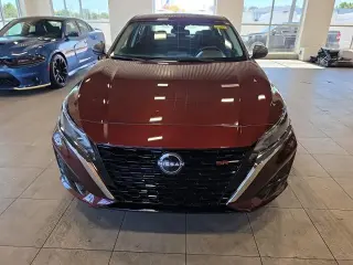 Nissan Altima 2025 2.5 SV 4dr Sedán