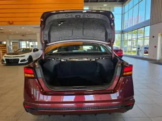 Nissan Altima 2025 2.5 SV 4dr Sedán