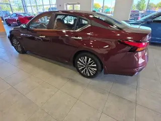 Nissan Altima 2025 2.5 SV 4dr Sedán