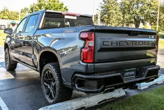 Chevrolet Silverado 1500 Limited 2022 4x4 LT Trail Boss 4dr Crew Cab 5.8 ft. SB