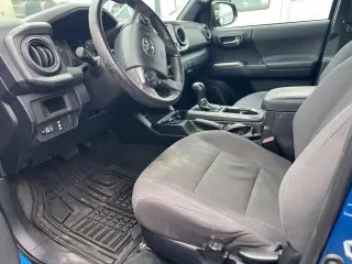 Toyota Tacoma 2016 4x2 TRD Sport 4p Doble Cabina 5.0 ft CB