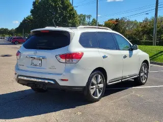 Nissan Pathfinder 2015 4x4 S 4dr SUV