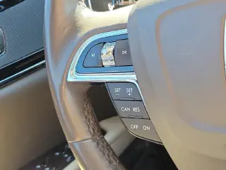 Lincoln Nautilus 2023 AWD Reserve 4dr SUV