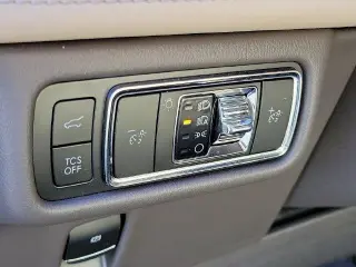 Lincoln Nautilus 2023 AWD Reserve 4 puertas SUV