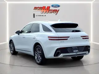 Genesis GV70 2025 AWD 2.5T Standard 4dr SUV