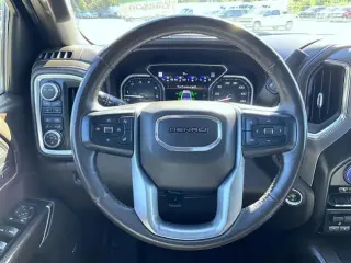 GMC Sierra 1500 Limited 2022 4x4 Denali 4p Puerta Cabón Equipo de Tripulantes 5.8 ft. CB