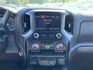GMC Sierra 1500 Limited 2022 4x4 Denali 4p Puerta Cabón Equipo de Tripulantes 5.8 ft. CB