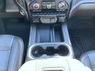 GMC Sierra 1500 Limited 2022 4x4 Denali 4p Puerta Cabón Equipo de Tripulantes 5.8 ft. CB