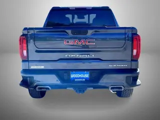 GMC Sierra 1500 Limited 2022 4x4 Denali 4p Puerta Cabón Equipo de Tripulantes 5.8 ft. CB