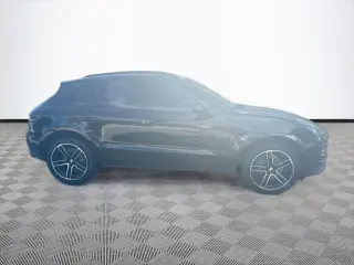 Porsche Macan 2021 AWD S 4p SUV