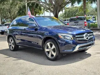 Mercedes-Benz GLC 2019 GLC 300 SUV de 4 puertas