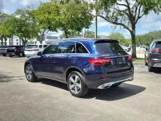 Mercedes-Benz GLC 2019 GLC 300 SUV de 4 puertas