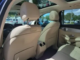 Mercedes-Benz GLC 2019 GLC 300 SUV de 4 puertas