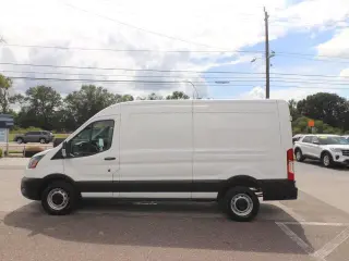 Ford Transit 2023 250 3dr SWB Tech Roof Carrocería de Carga Van