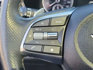 Genesis G70 2022 3.3T Standard 4dr Sedán