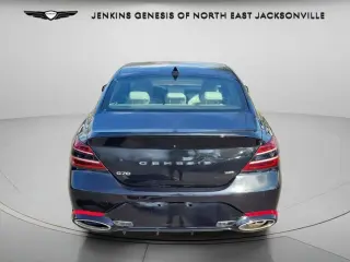 Genesis G70 2022 3.3T Standard 4dr Sedán