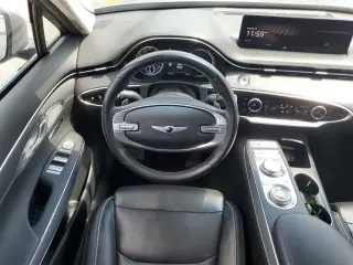 Genesis GV70 2022 AWD 2.5T Standard 4dr SUV