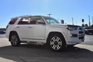 Toyota 4Runner 2017 AWD Limited 4dr SUV