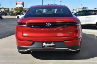 Toyota Crown 2023 AWD Limited 4dr Sedán