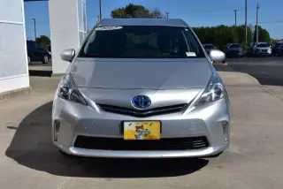 Toyota Prius v 2012 Two 4dr Wagon