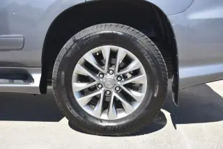 Lexus GX 460 2017 AWD Luxury 4dr SUV