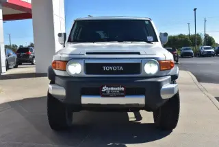 Toyota FJ Cruiser 2007 4dr SUV 4WD (4L V6 5A)