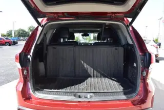 Toyota Highlander 2019 AWD SE 4dr SUV
