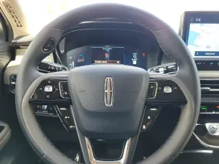 Lincoln Corsair 2023 Estándar 4p SUV