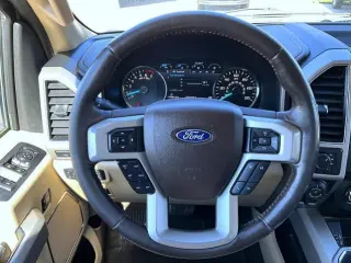 Ford F-150 2018 4x4 Lariat 4dr SuperCrew 5.5 ft. SB