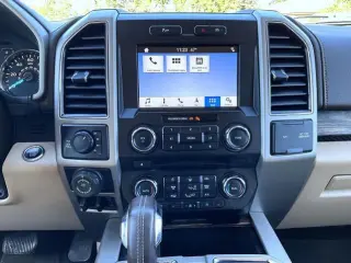 Ford F-150 2018 4x4 Lariat 4dr SuperCrew 5.5 ft. SB