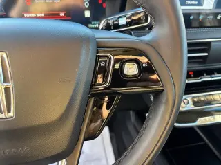 Lincoln Corsair 2023 AWD Estándar 4p SUV