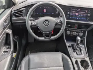 Volkswagen Jetta 2021 SEL 4p Sedan