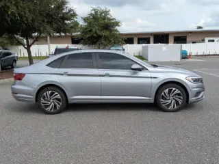 Volkswagen Jetta 2021 SEL 4p Sedan