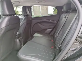 Ford Mustang Mach-E 2026 Select 4dr SUV