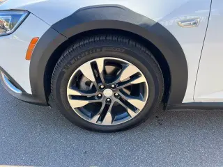 Buick Regal TourX 2019 AWD Base 4puertas Wagon