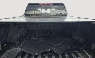 GMC Sierra 1500 2024 4x2 Denali 4p Cabina Completa 5.8 pies ST