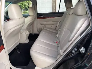 Subaru Outback 2010