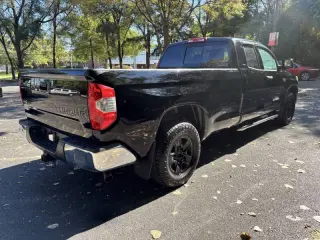 Toyota Tundra 2016