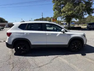 2022 Volkswagen Taos
