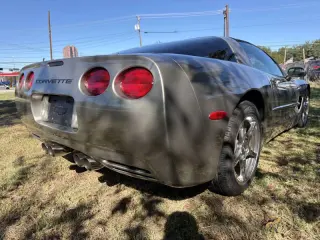 Chevrolet Corvette 2000
