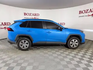 Toyota RAV4 2019 LE 4dr SUV
