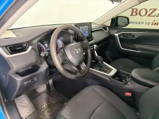 Toyota RAV4 2019 LE 4dr SUV